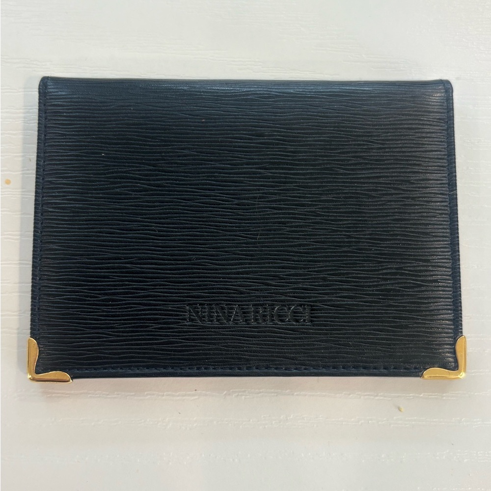 Nina Ricci Black Textured Leather Card Holder with Gold Logo - Picture 2 of 8